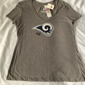 Team apparel women gray  T-Shirt size large